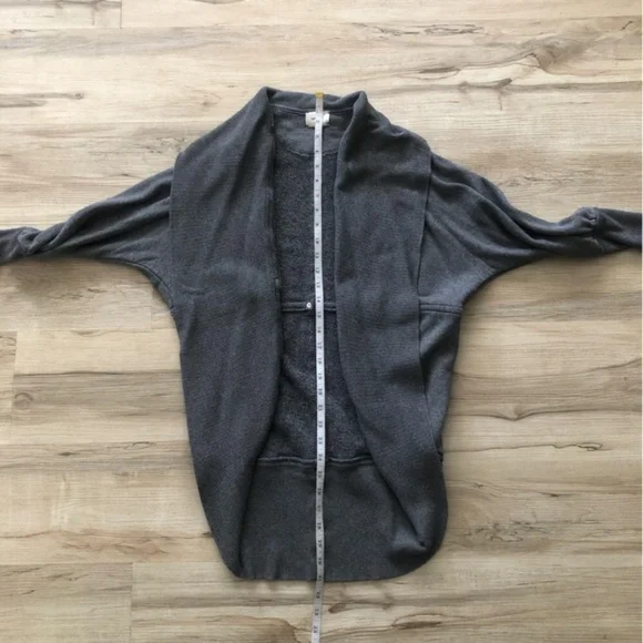 Wilfred Charcoal Open Diderot Cardigan - Picture 3 of 6